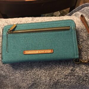 NWOT Farmhouse Is My Style Wallet Clutch Zip-around & Wristlet Blue